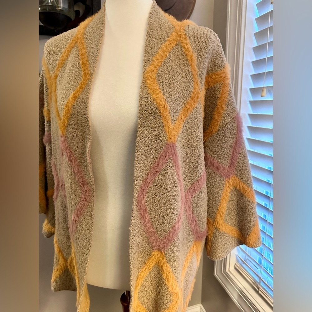 Stunning Kori America bell sleeve cardigan